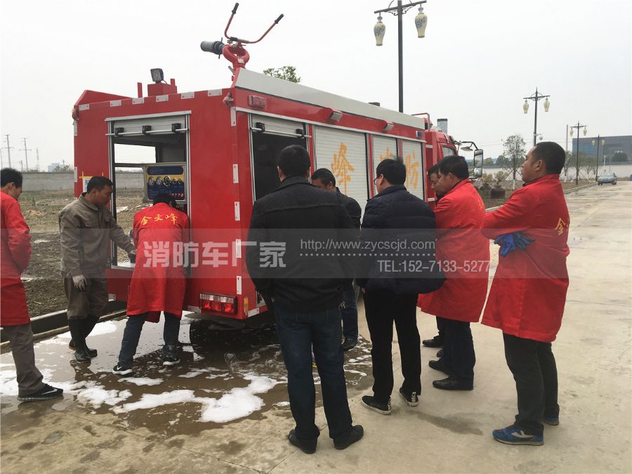 東風多利卡單排消防車 東風多利卡單排消防車